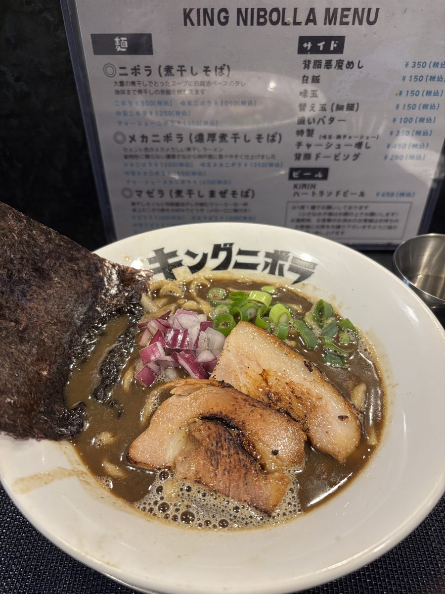 【神戸】セメント色の濃厚煮干し「キングニボラ」を初体験！替え玉は必食！