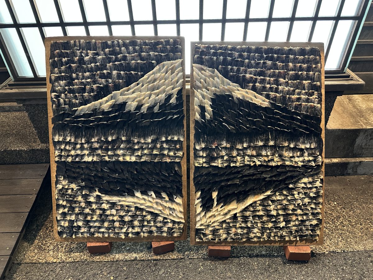 三宮で見つけた圧巻の「ふぐ芸術」！かわらやの入口で出会う日本の美