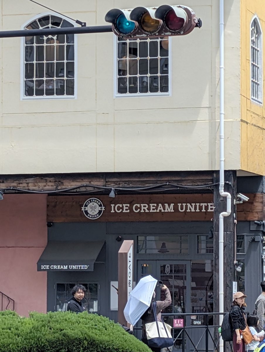 神戸ハーバーランド・モザイクの『ICE CREAM UNITED』でドイツ代表選手のサインをゲット！？