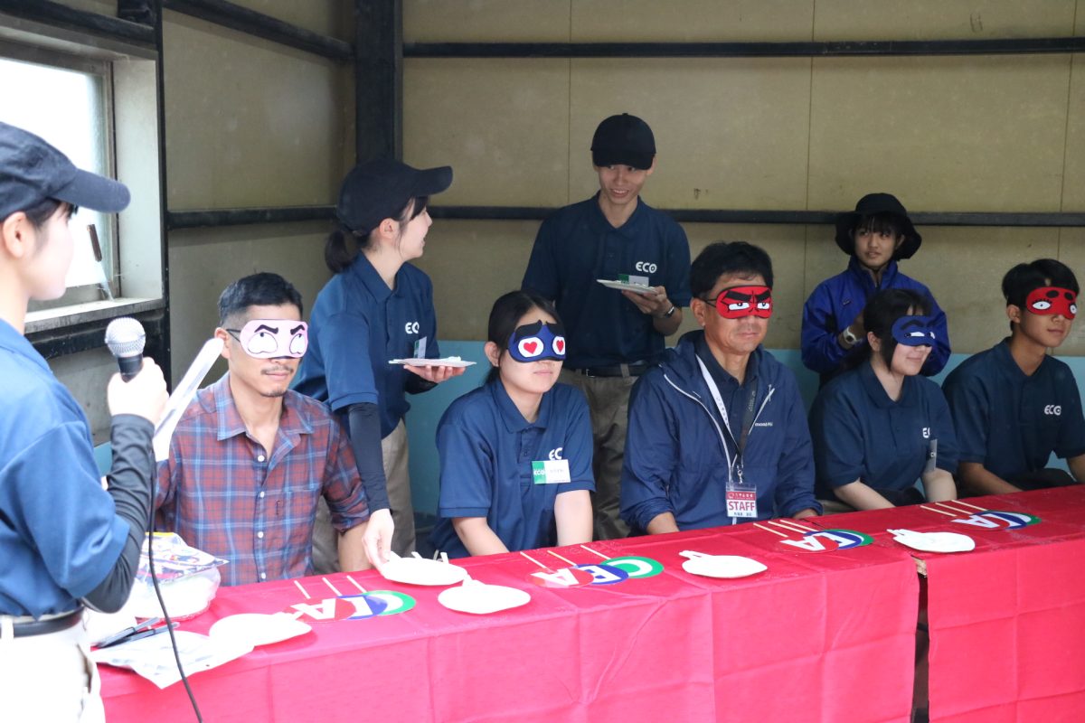 【六甲山牧場】目隠しで味覚に挑戦！「目指せ！六甲山チーズソムリエ！」開催